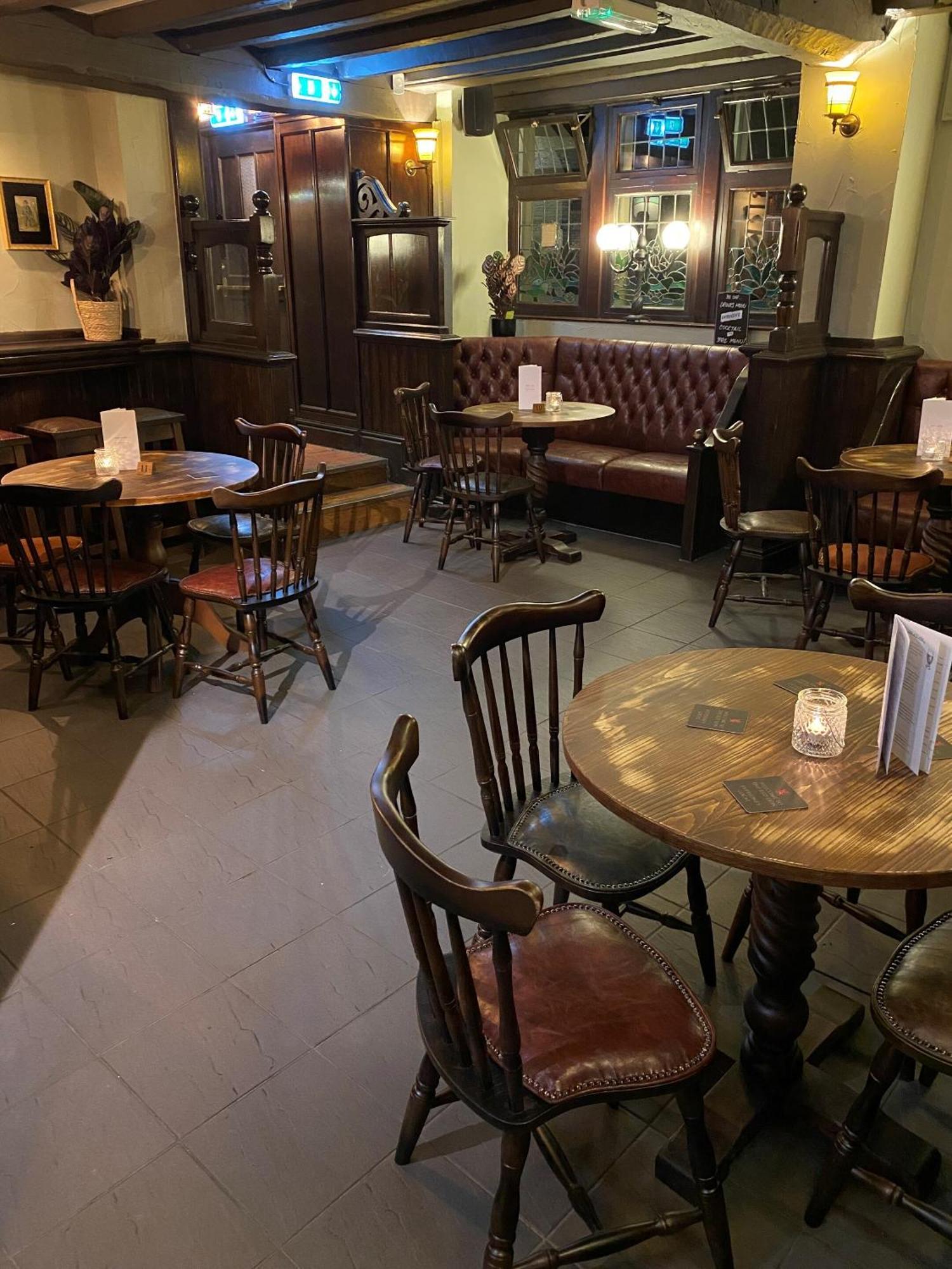 فندق Red Lion بيكويل المظهر الخارجي الصورة